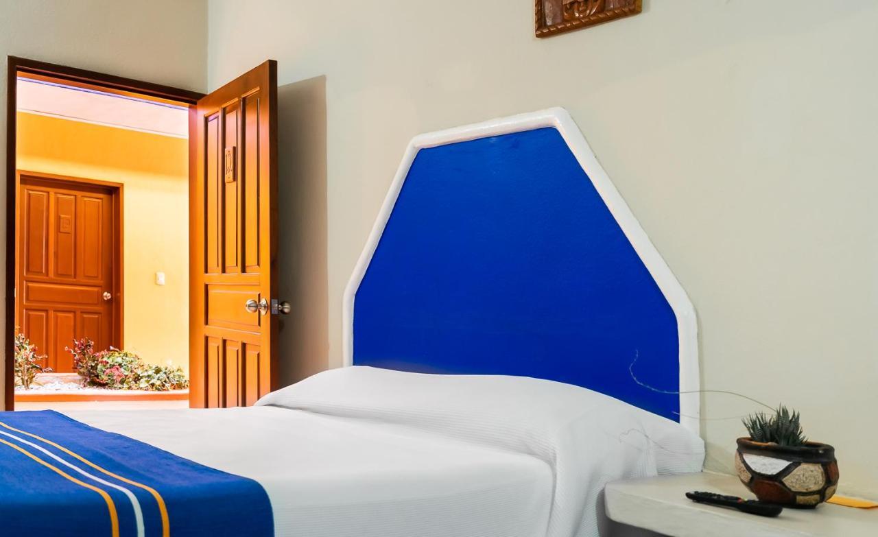 Hotel Yumkiin - Cerca Del Ferry Y Terminal Ado Playa del Carmen Dış mekan fotoğraf